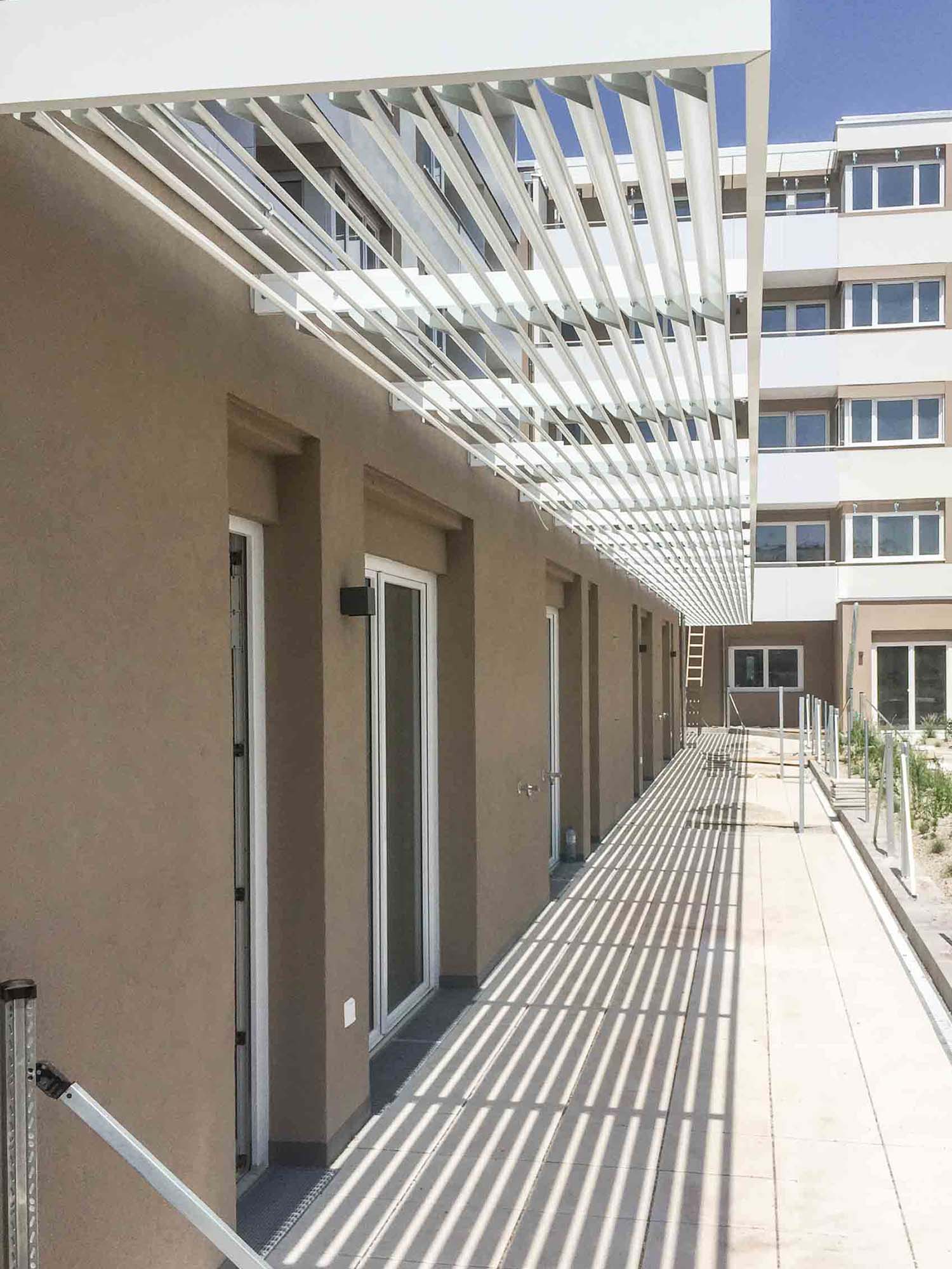 KSM Karkheck - Pergola Sonnenschutz KSM Karkheck - Pergola Sonnenschutz